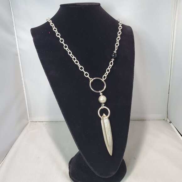 Banana Republic necklace features a chunky silver-toned chain and dagger - Picture 1 of 7